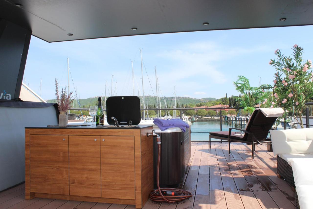 Floating House Bravia Ξενοδοχείο Πορτορόζ Εξωτερικό φωτογραφία